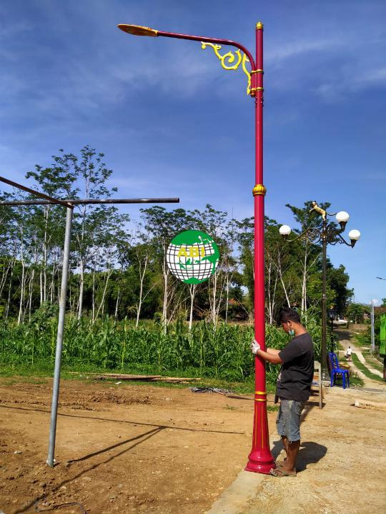 Detail Gambar Tiang Lampu Jalan Kampung Nomer 4