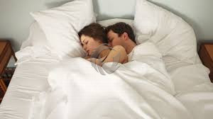 Detail Gambar Tidur Suami Istri Nomer 22