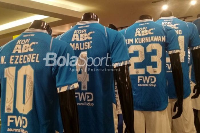 Detail Gambar Tim Persib Gambar Atribut Persib Nomer 56