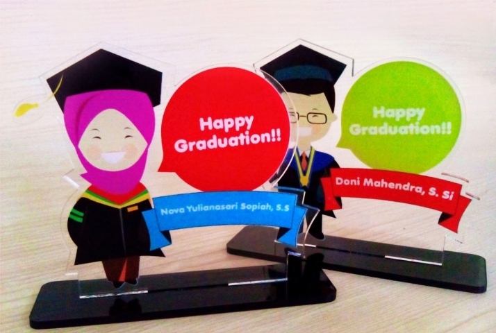 Detail Gambar Toga Wisuda Animasi Cowo Nomer 22