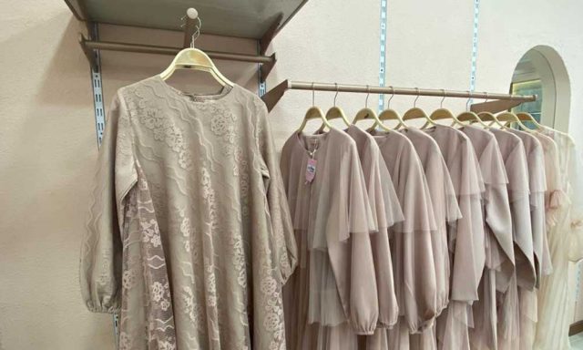 Detail Gambar Toko Baju Yang Ada Di Jakarta Nomer 30