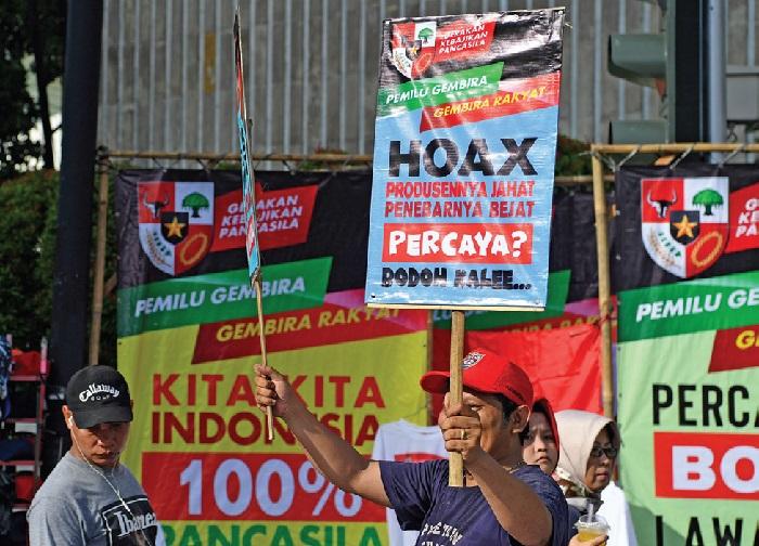 Detail Gambar Tolak Hoax Nomer 32