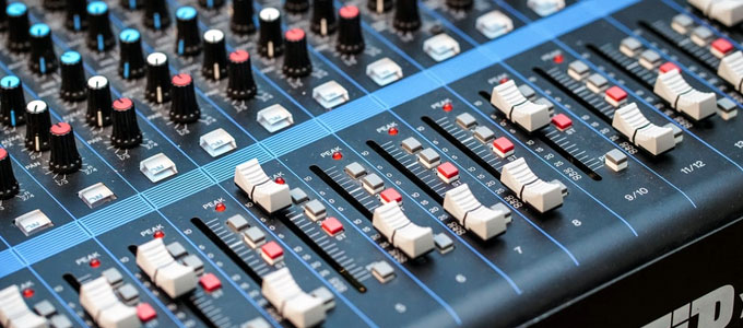 Detail Gambar Tombol Mixer Audio Nomer 17