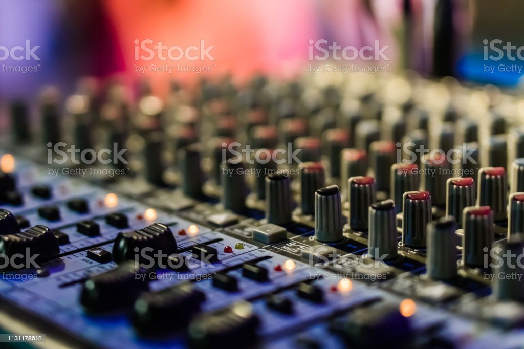 Detail Gambar Tombol Mixer Audio Nomer 24