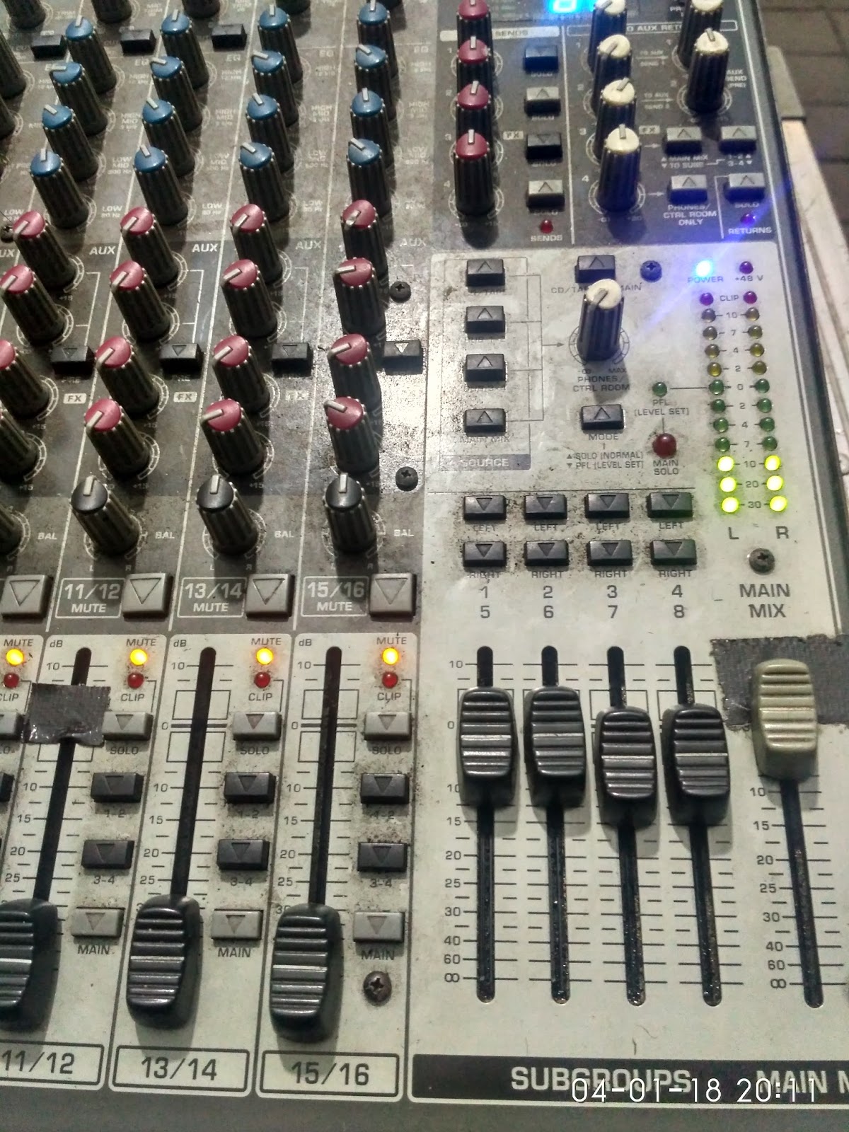 Detail Gambar Tombol Mixer Audio Nomer 4