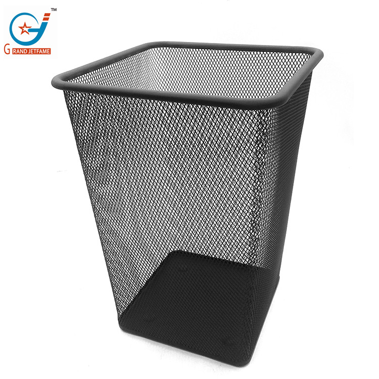 Detail Gambar Tong Sampah Hitam Putih Nomer 42