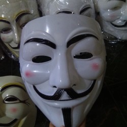 Detail Gambar Topeng Anonymous Asli Nomer 49