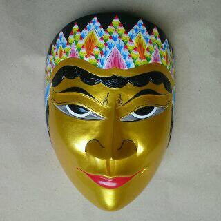 Detail Gambar Topeng Nusantara Nomer 30