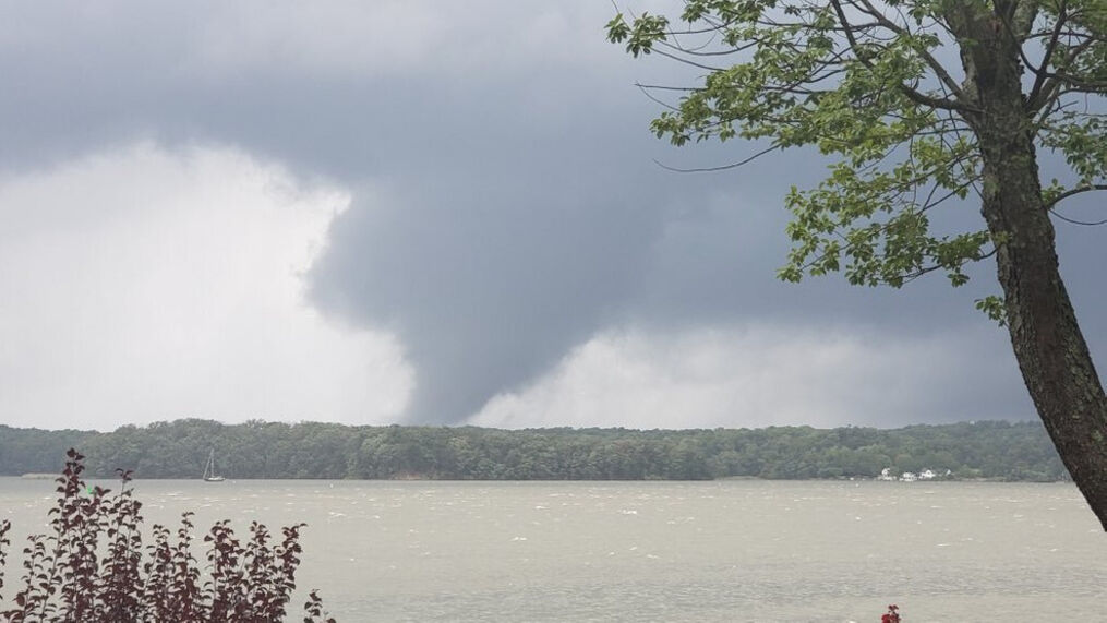 Detail Gambar Tornado In Maryland Nomer 4