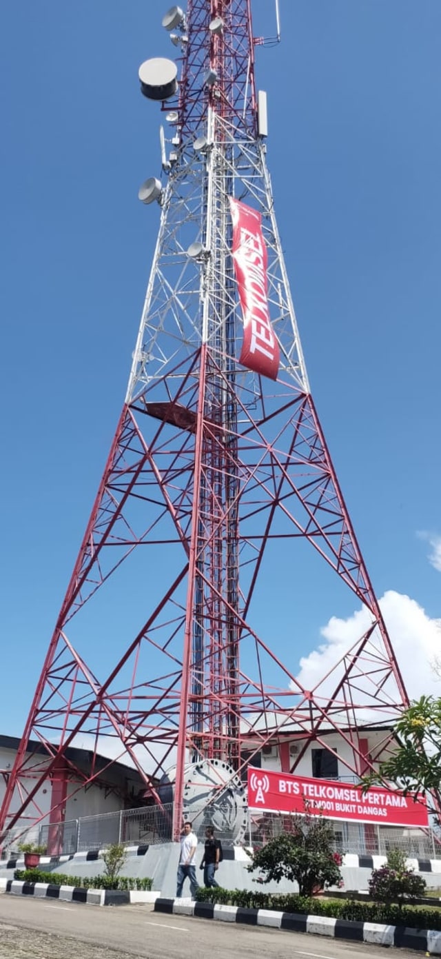 Detail Gambar Tower Sinyal Nomer 38
