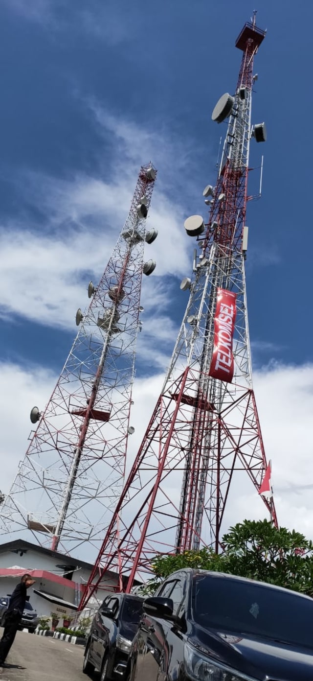 Detail Gambar Tower Telkomsel Nomer 2