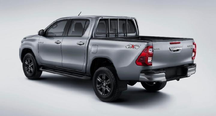 Detail Gambar Toyota Hilux Terbaru Nomer 22