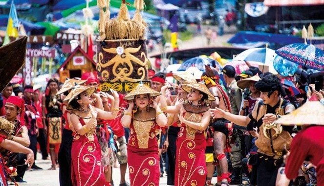 Detail Gambar Tradisi Indonesia Nomer 30