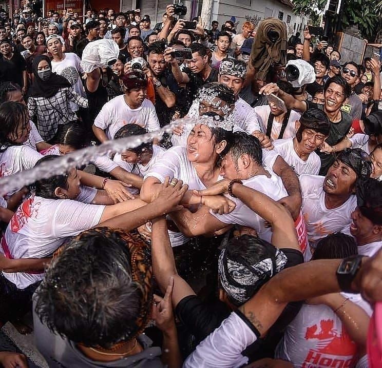 Detail Gambar Tradisi Indonesia Nomer 32