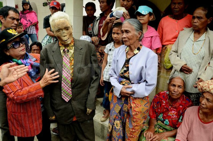 Detail Gambar Tradisi Indonesia Nomer 43