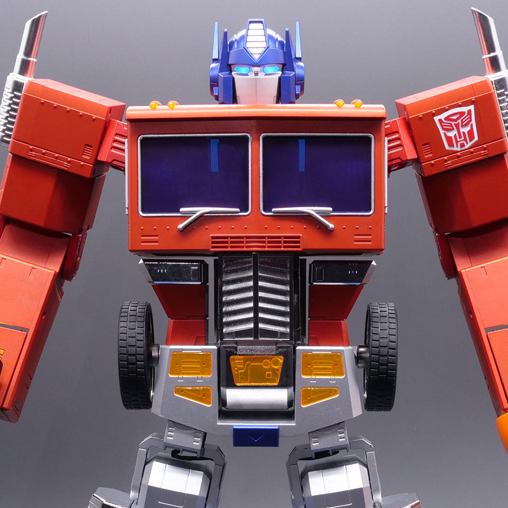 Detail Gambar Transformer Optimus Prime Nomer 53