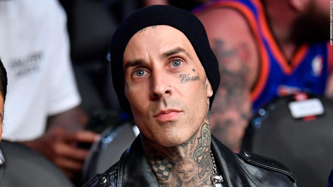 Detail Gambar Travis Barker Nomer 53