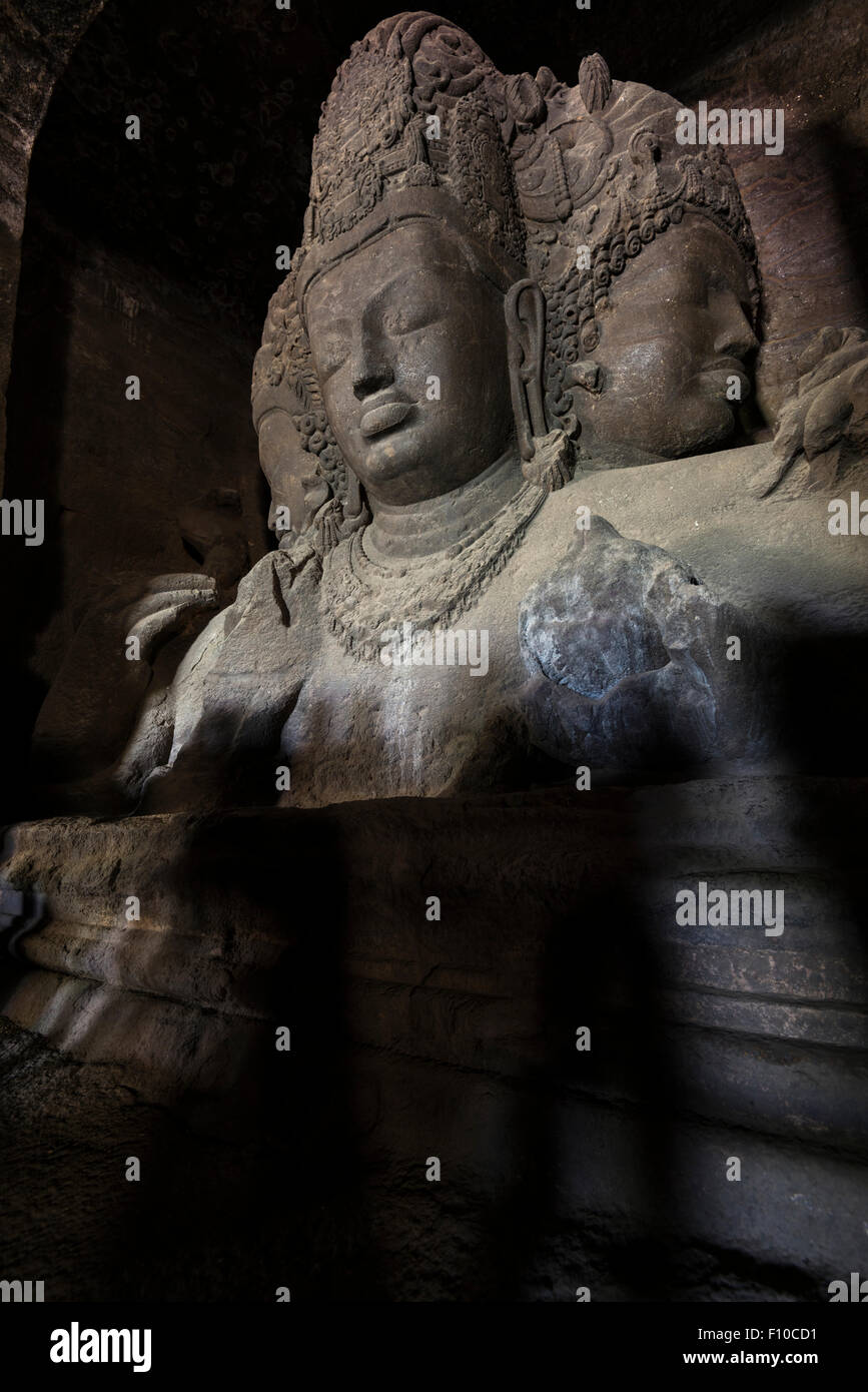 Detail Gambar Tri Murti Nomer 52