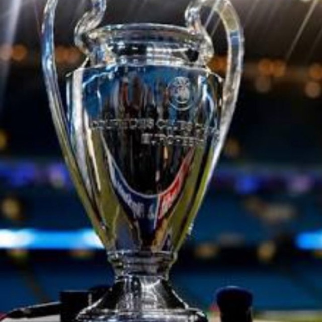 Detail Gambar Trofi Liga Champions Nomer 24