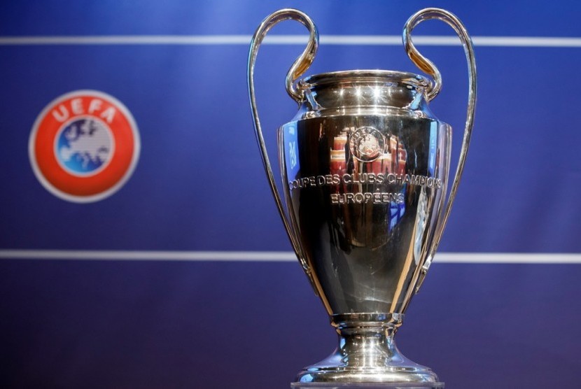 Detail Gambar Trofi Liga Champions Nomer 28