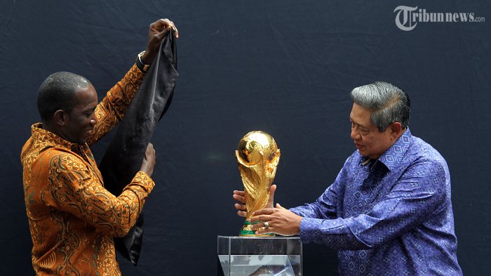 Detail Gambar Trofi Piala Dunia 2014 Nomer 20