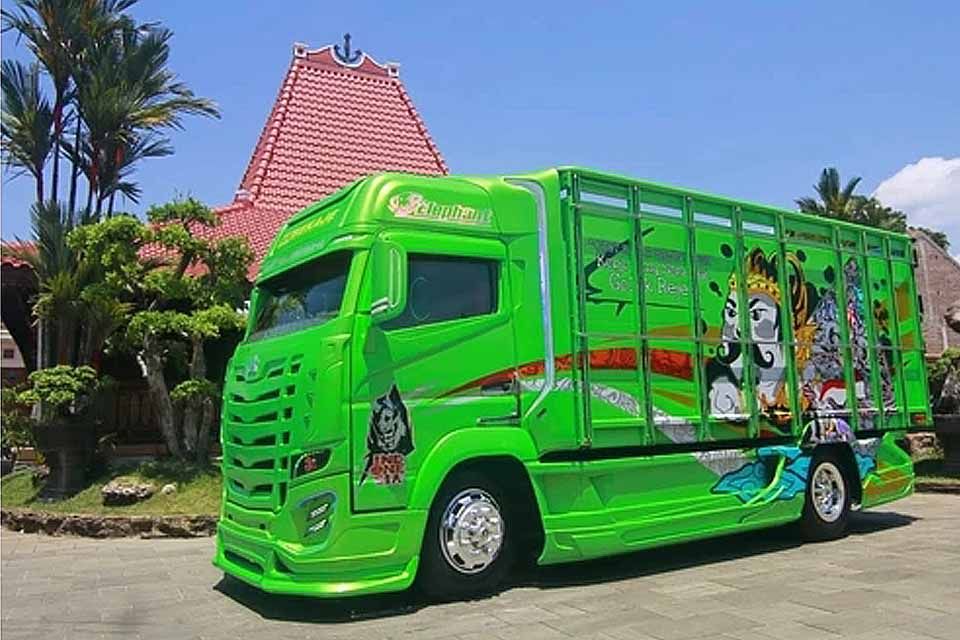 Download Gambar Truk Canter Modifikasi Nomer 10