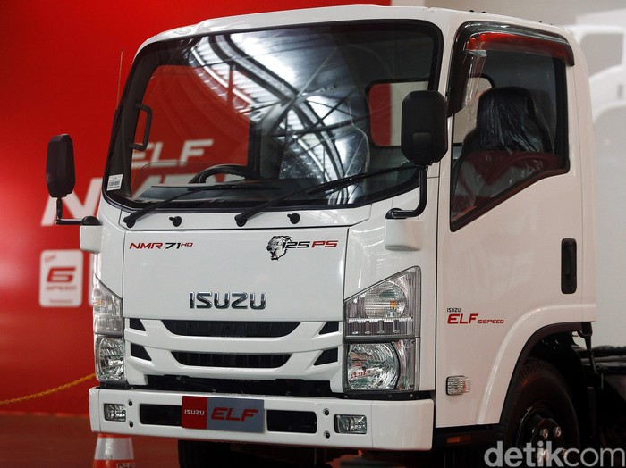 Detail Gambar Truk Isuzu Nomer 2