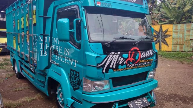 Detail Gambar Truk Keren Indonesia Nomer 26