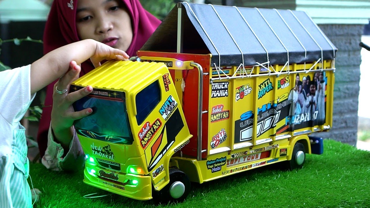 Detail Gambar Truk Miniatur Dari Kayu Nomer 21