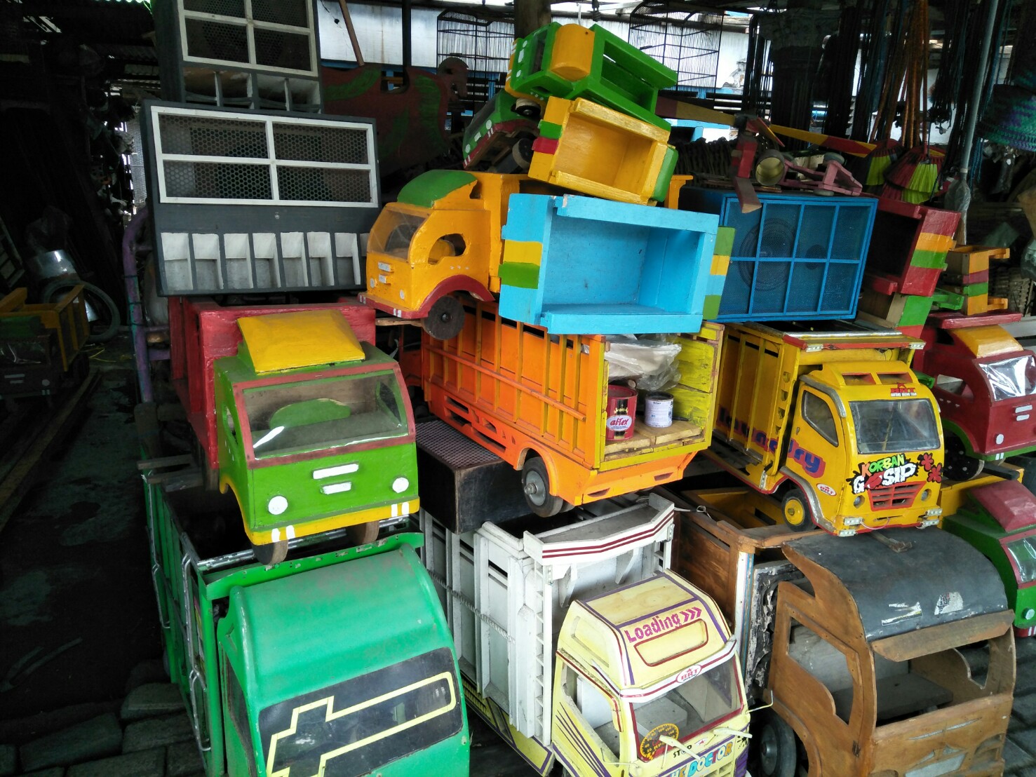 Detail Gambar Truk Miniatur Dari Kayu Nomer 39