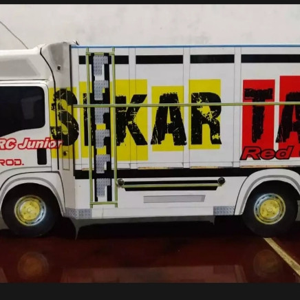 Detail Gambar Truk Sekar Taro Nomer 32