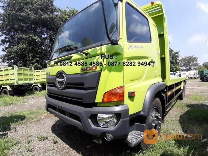 Detail Gambar Truk Tronton Hino Nomer 4