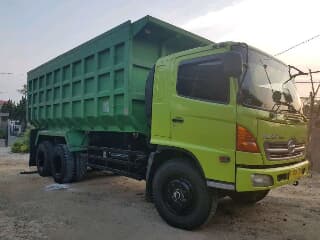 Detail Gambar Truk Tronton Hino Nomer 44