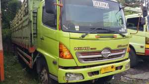 Detail Gambar Truk Tronton Hino Nomer 56