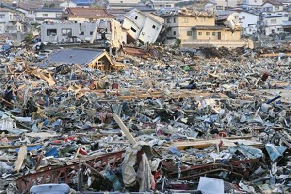 Detail Gambar Tsunami Dan Gempa Bumi Nomer 39