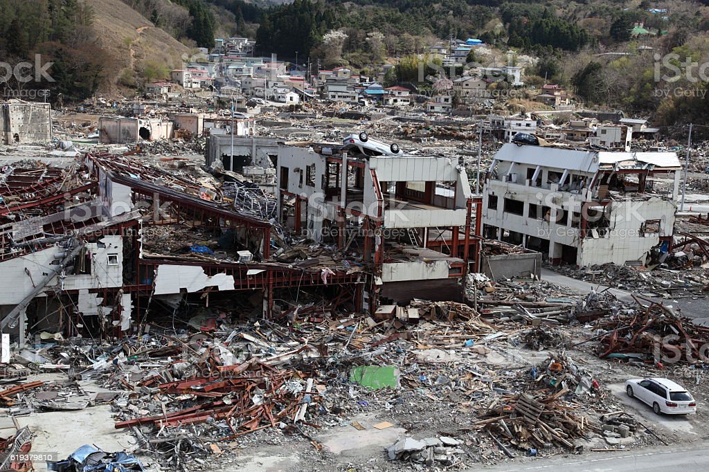 Detail Gambar Tsunami Dan Gempa Bumi Nomer 45