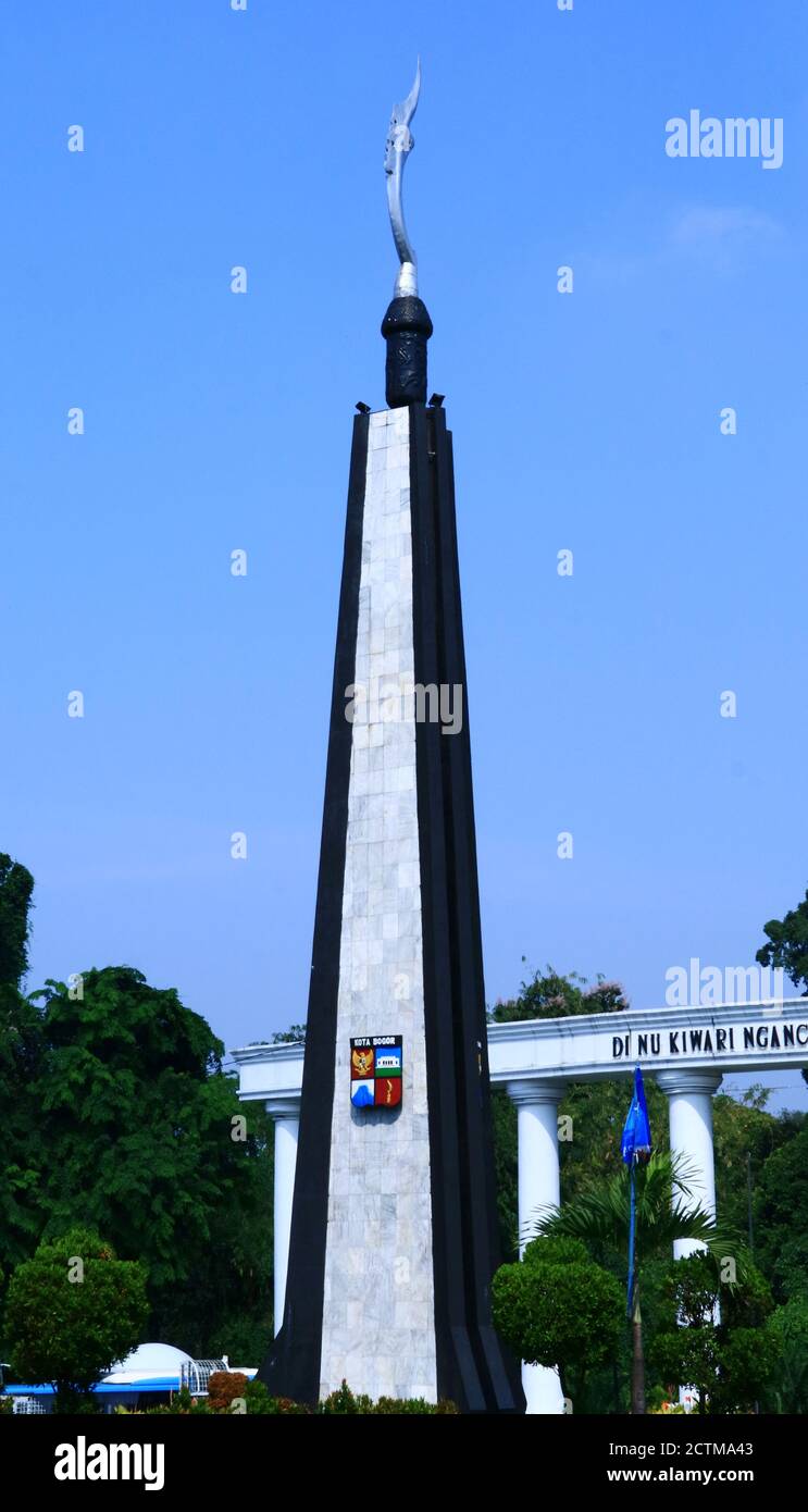 Detail Gambar Tugu Kujang Nomer 34