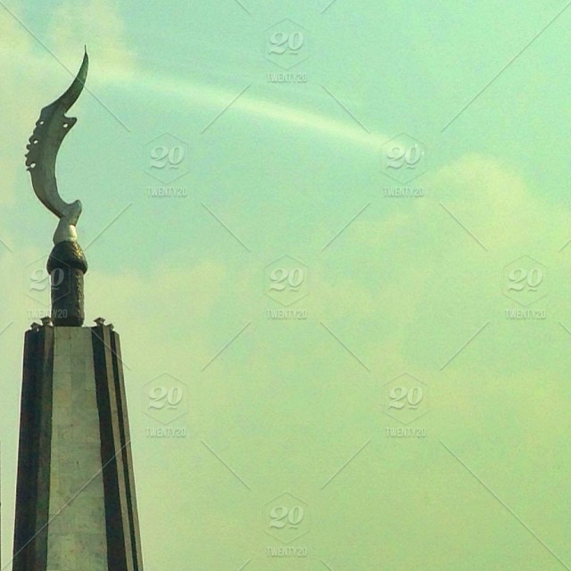 Detail Gambar Tugu Kujang Bogor Nomer 54