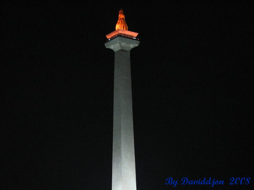 Detail Gambar Tugu Monas Jakarta Nomer 26