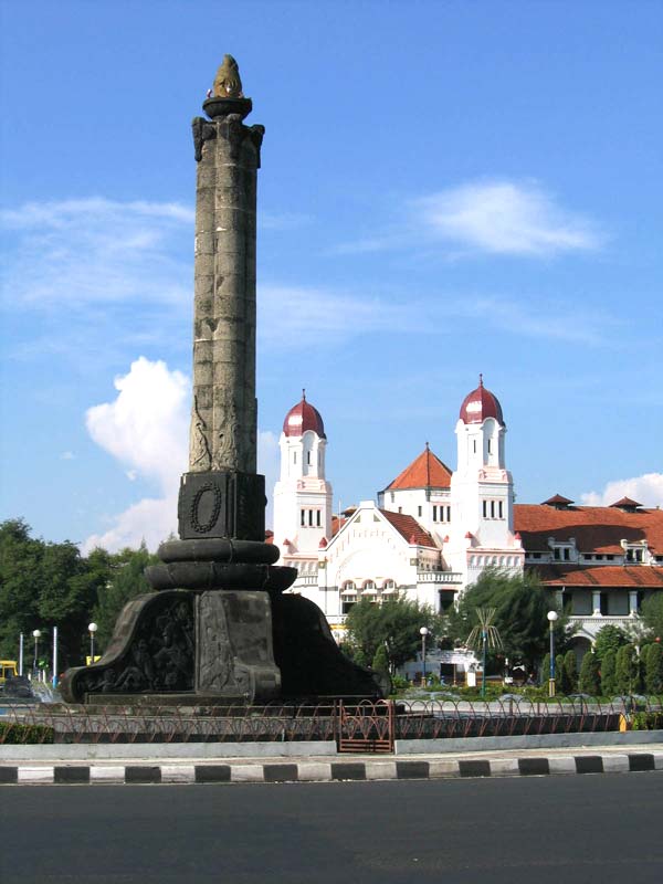 Detail Gambar Tugu Muda Semarang Nomer 2