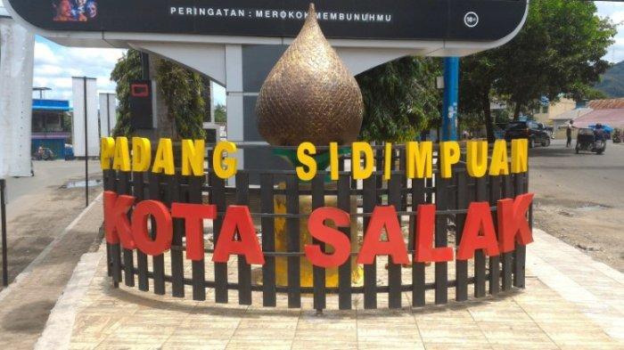 Detail Gambar Tugu Salak Di Sore Hari Nomer 36