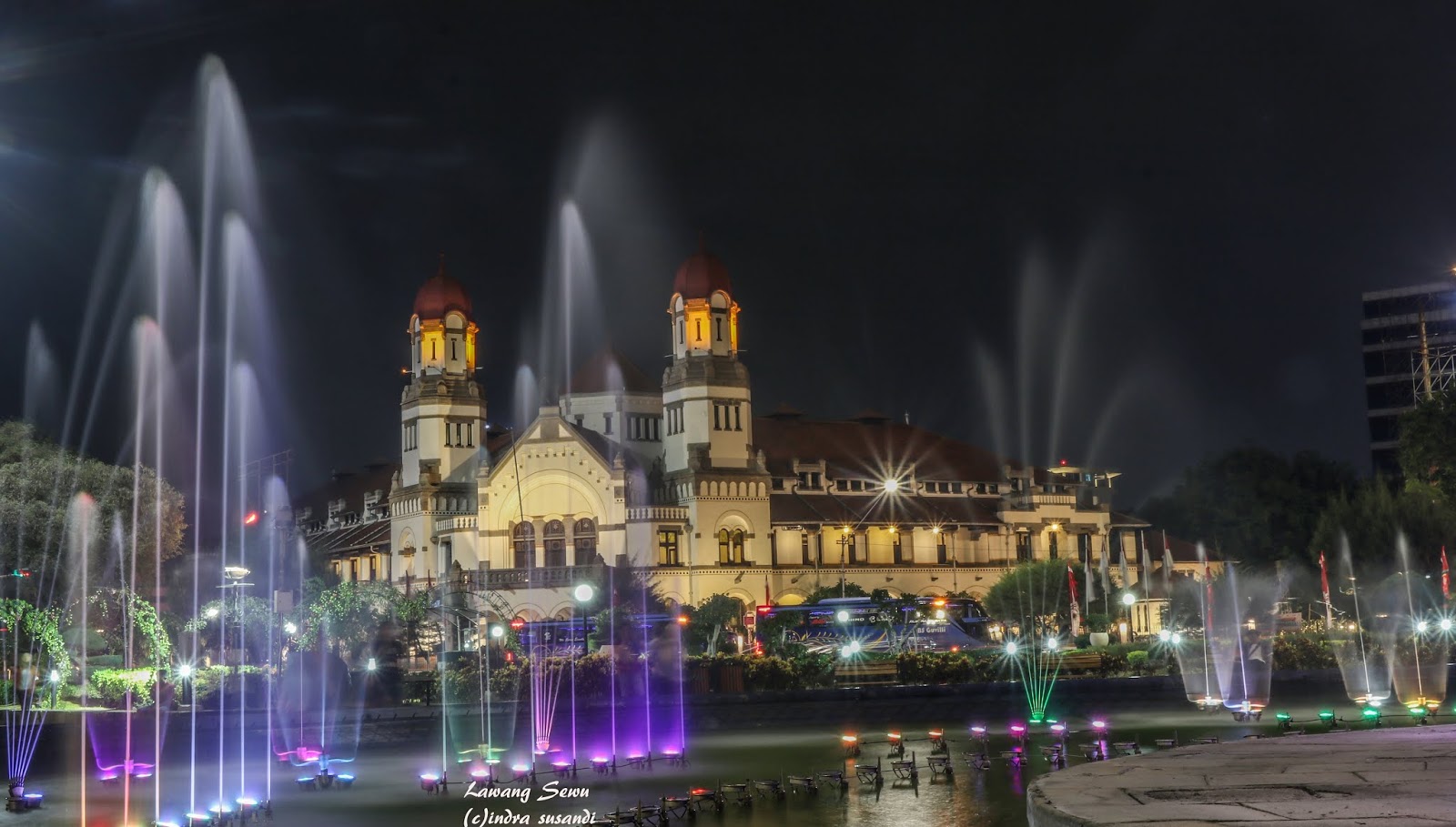 Detail Gambar Tugu Salak Di Sore Hari Nomer 38