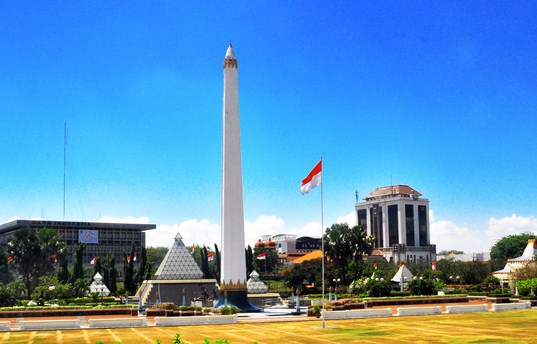 Detail Gambar Tugu Surabaya Nomer 42