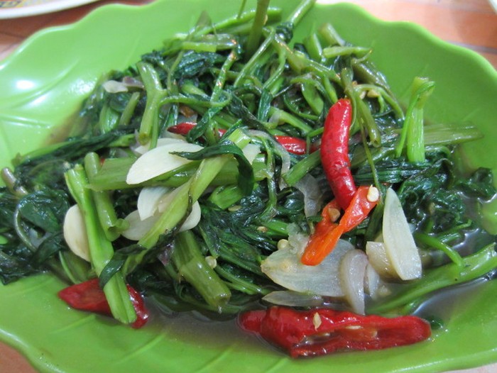 Detail Gambar Tumis Kangkung Nomer 37