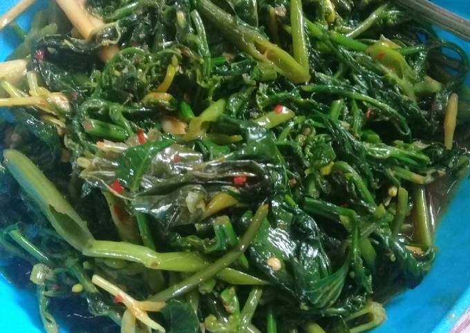 Detail Gambar Tumis Kangkung Bunga Pepaya Nomer 37