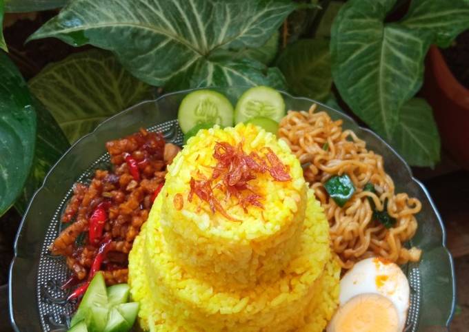 Download Gambar Tumpeng Nasi Kuning Sederhana Nomer 40