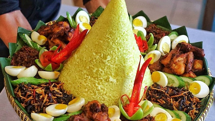 Detail Gambar Tumpeng Ulang Tahun Sederhana Nomer 53