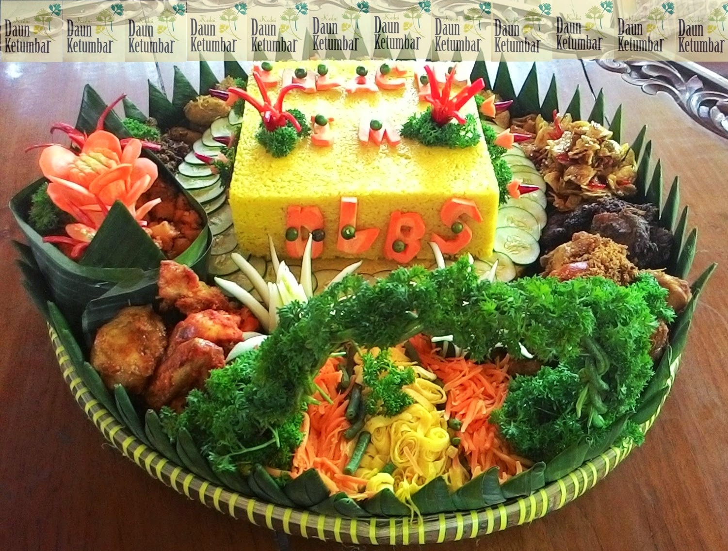 Detail Gambar Tumpeng Ulang Tahun Unik Nomer 32