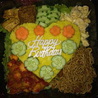 Detail Gambar Tumpeng Ultah Nomer 35