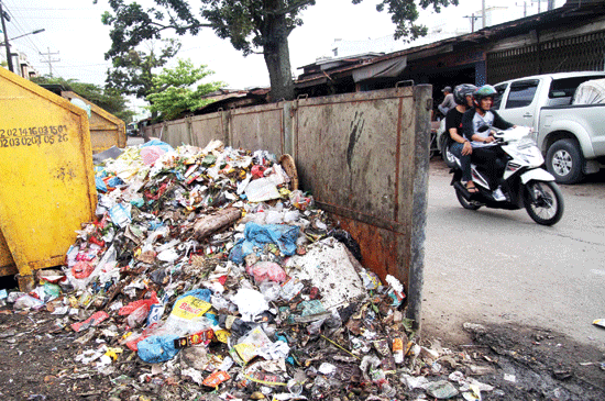 Detail Gambar Tumpukan Sampah Nomer 35